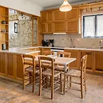 Stone House In Olive Grove - Former Denis Stone * Trapezaki (Kefalonia)