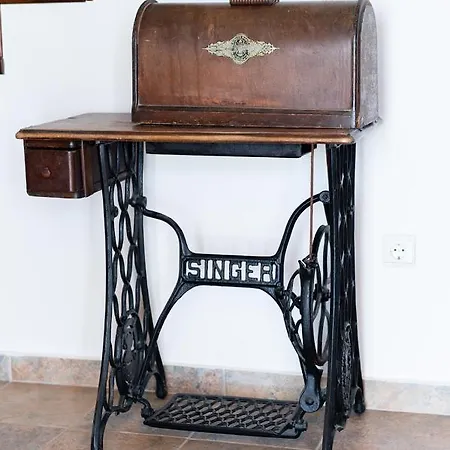 Stone House In Olive Grove - Former Denis Stone