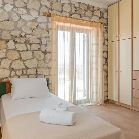 וילה Stone House In Olive Grove - Former Denis Stone