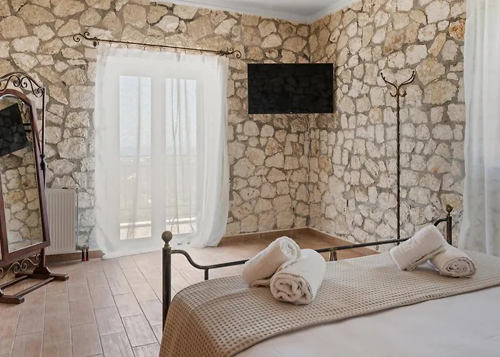 Stone House In Olive Grove - Former Denis Stone فيلة