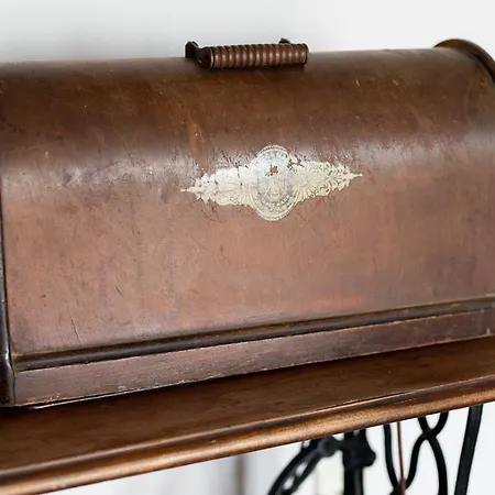 Stone House In Olive Grove - Former Denis Stone * Τραπεζάκι