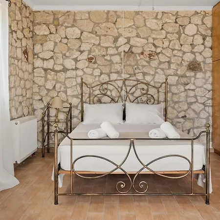 Vila Stone House In Olive Grove - Former Denis Stone Trapezaki (Kefalonia)